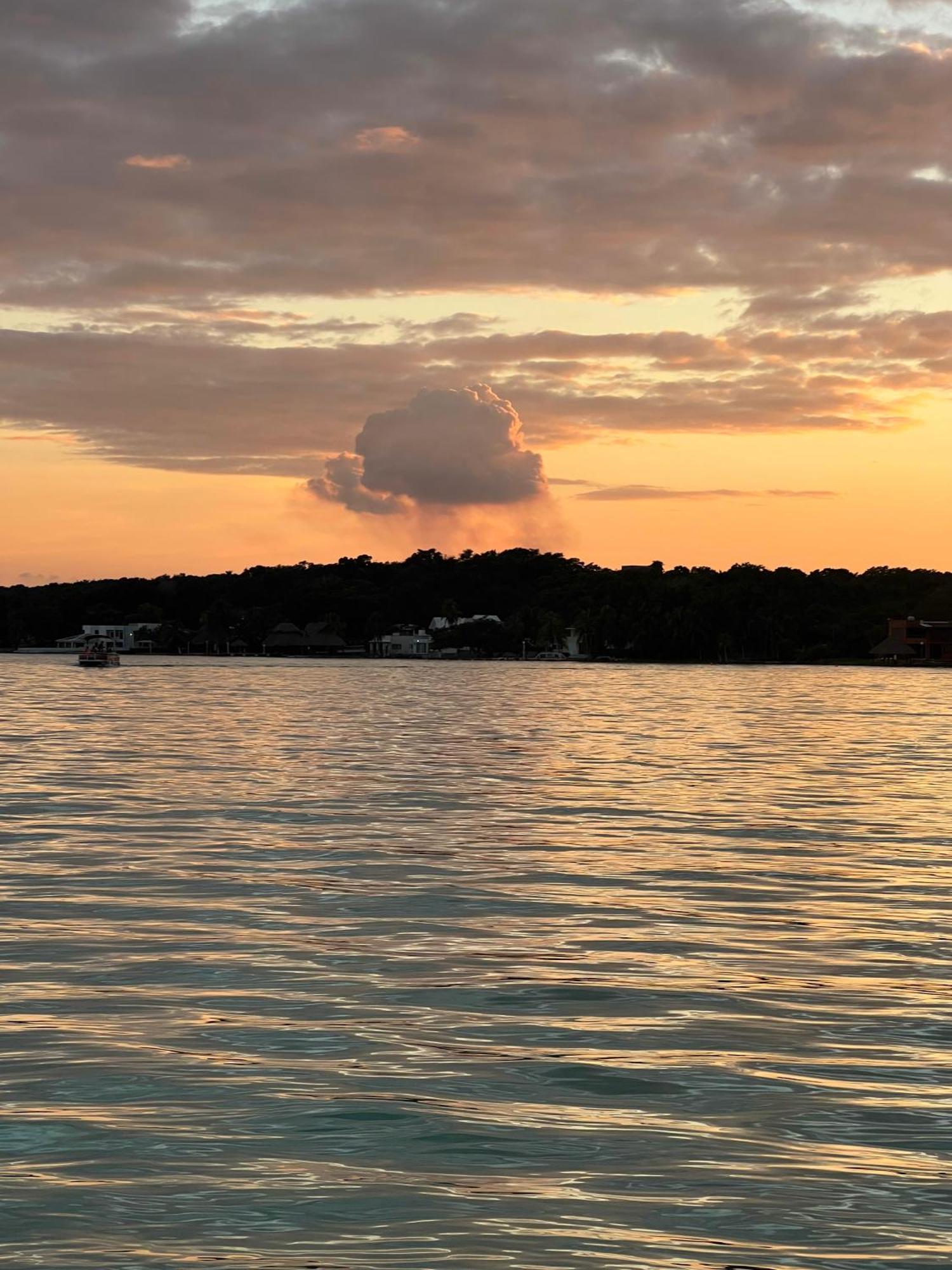 Villa Santuario Lake Front Oasis Bacalar Εξωτερικό φωτογραφία