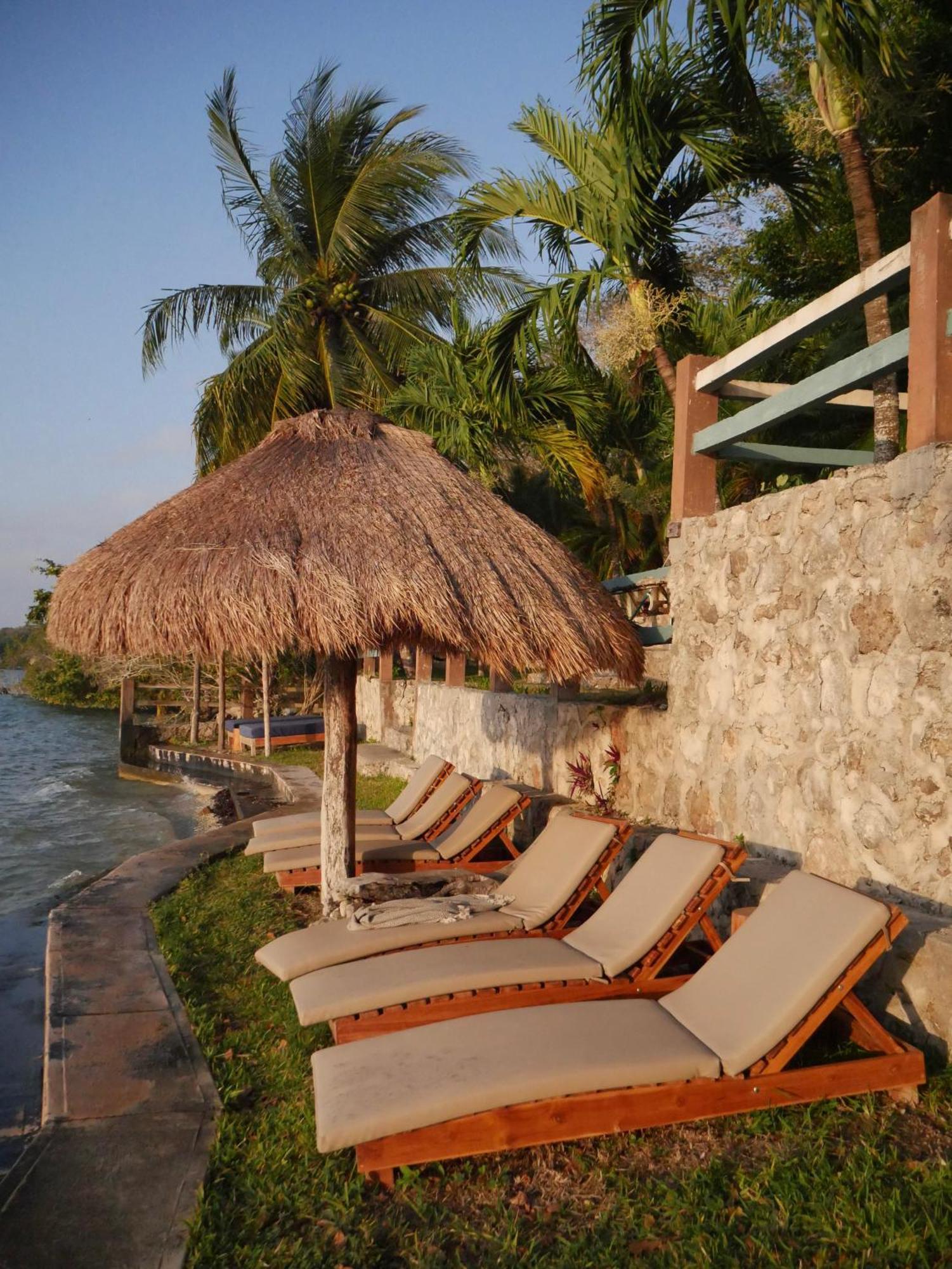 Villa Santuario Lake Front Oasis Bacalar Εξωτερικό φωτογραφία