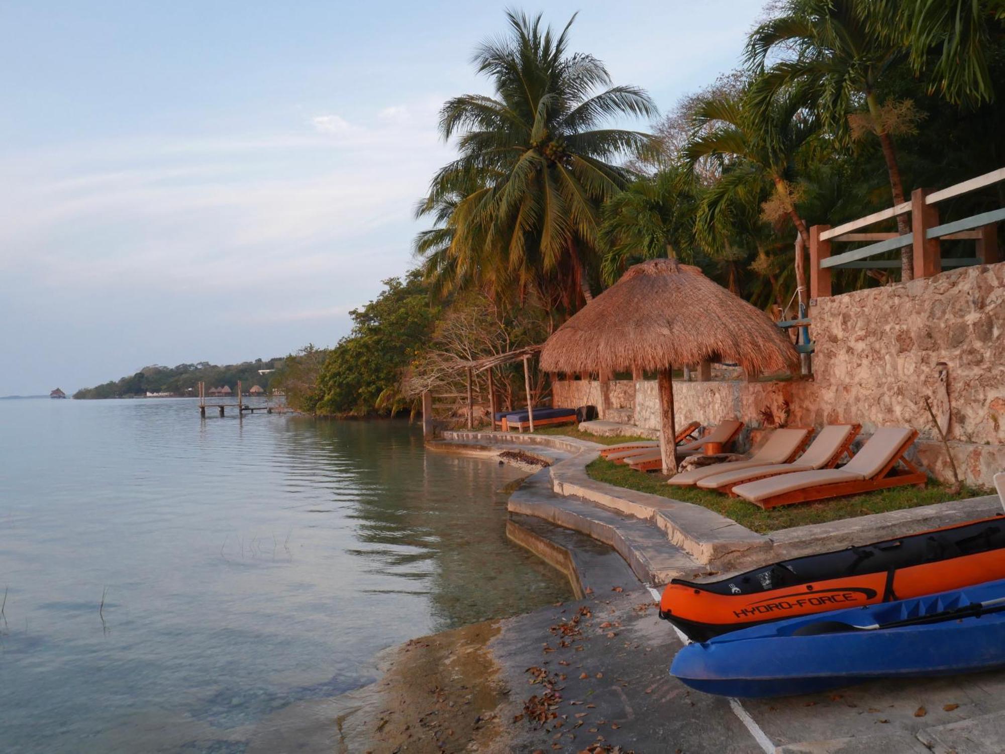 Villa Santuario Lake Front Oasis Bacalar Εξωτερικό φωτογραφία