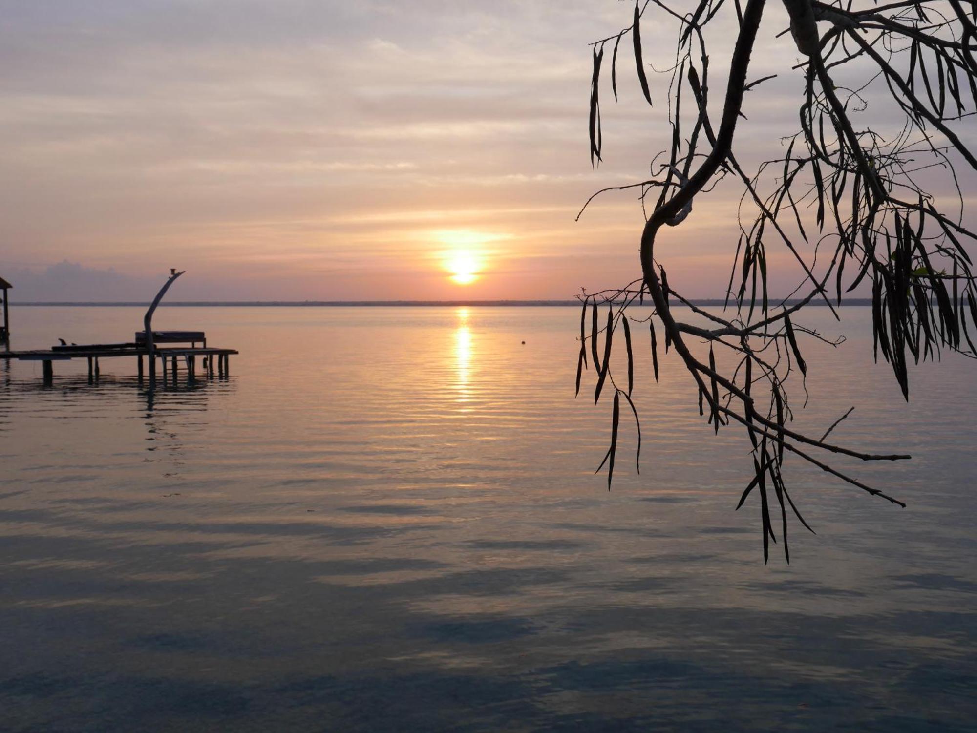 Villa Santuario Lake Front Oasis Bacalar Εξωτερικό φωτογραφία